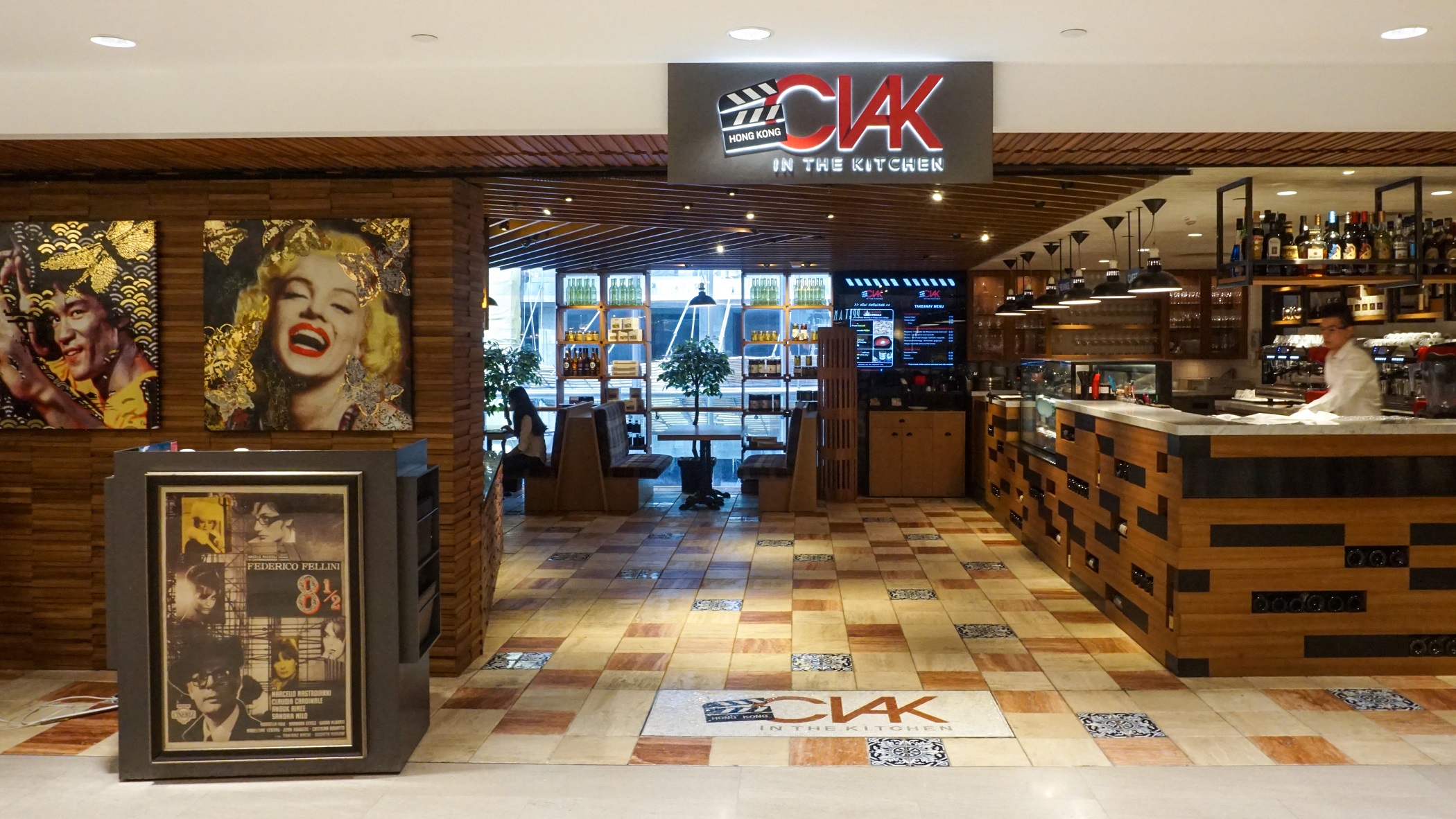 CIAK_Frontage (M)