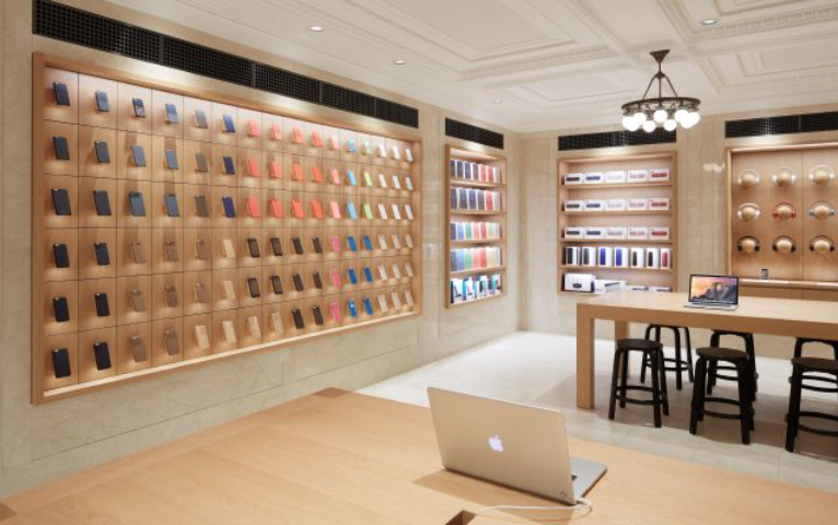 Apple Redesigns its Retail Stores in July!