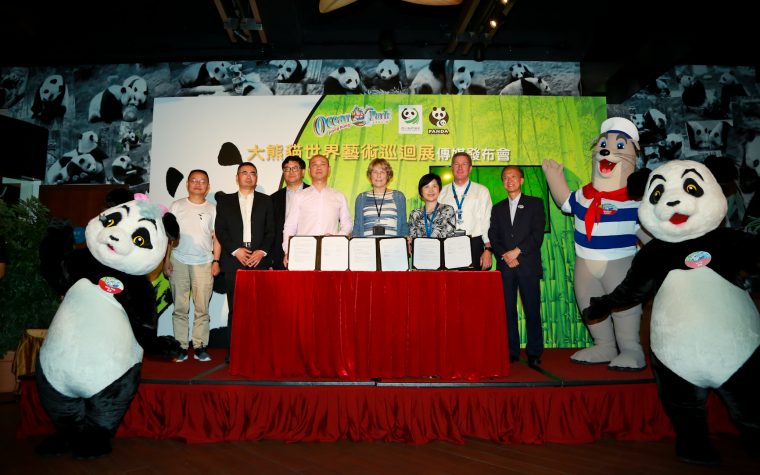 Ocean Park and Sichuan Forestry Department Jointly Presents Sichuan Week, Giant Panda Art Global Exhibition Kick-off in Hong Kong